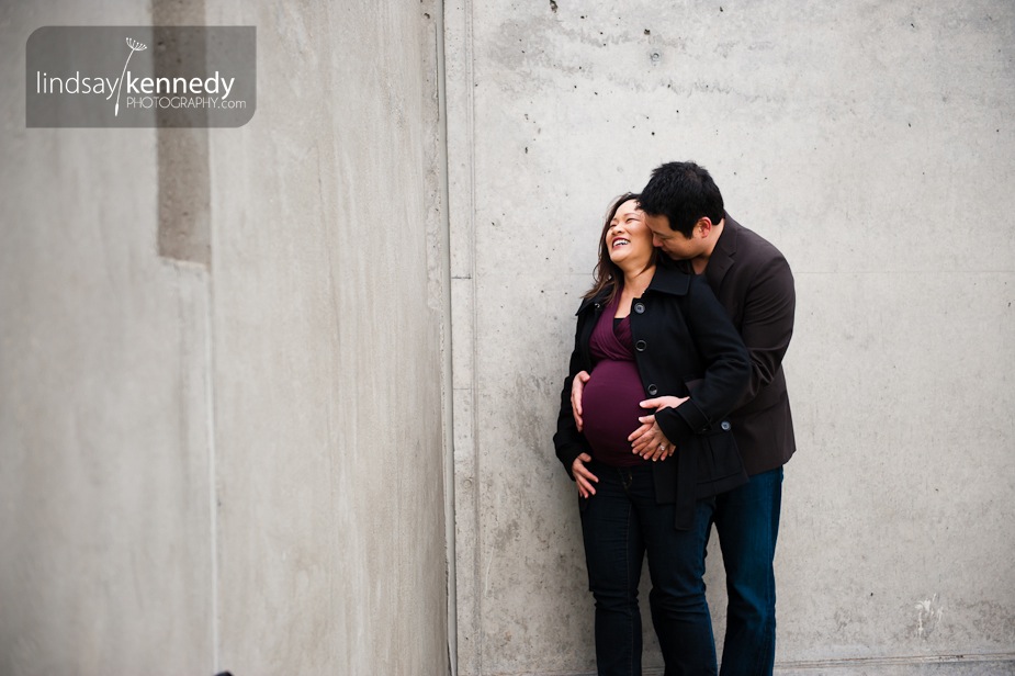 Seattle Olympic Sculpture Park Maternity Portrait Photo 04.jpg