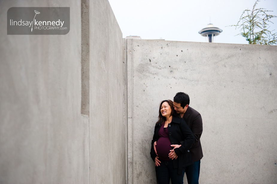 Seattle Olympic Sculpture Park Maternity Portrait Photo 06.jpg