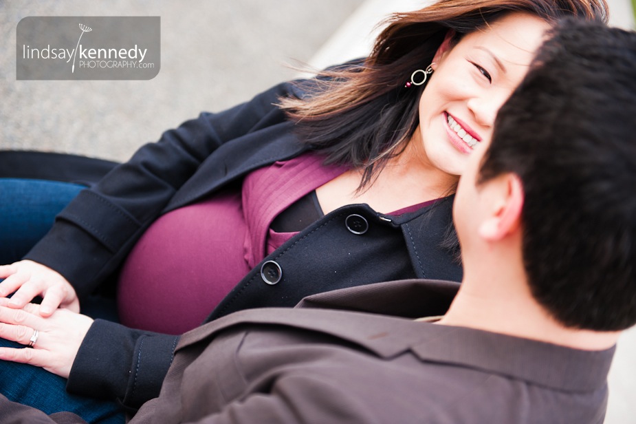 Seattle Olympic Sculpture Park Maternity Portrait Photo 15.jpg