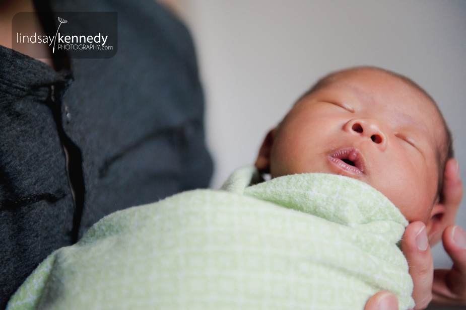 Seattle Newborn Photography Aston 16.jpg